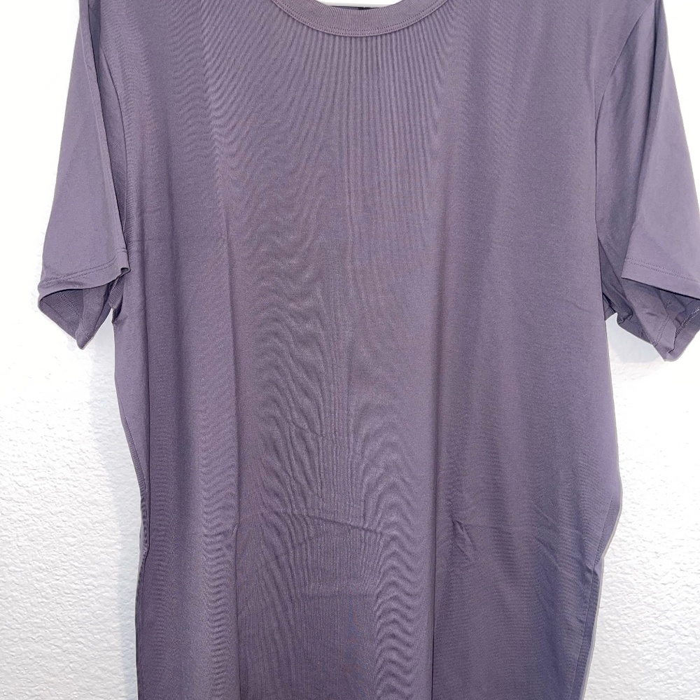 Lululemon The Fundamental T-Shirt